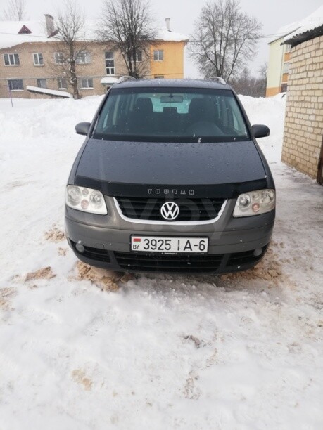 Volkswagen Touran I, 7 мест, 2004 г.