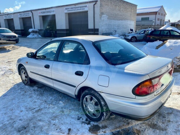 Mazda 323 BA, 1998 г.