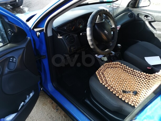 Ford Focus I · Рестайлинг, 2002 г.