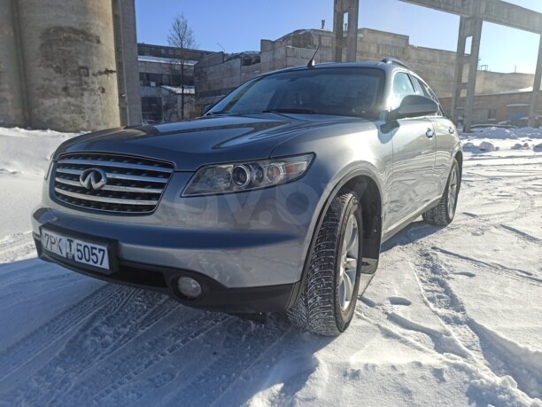 Infiniti FX I, 2003 г.