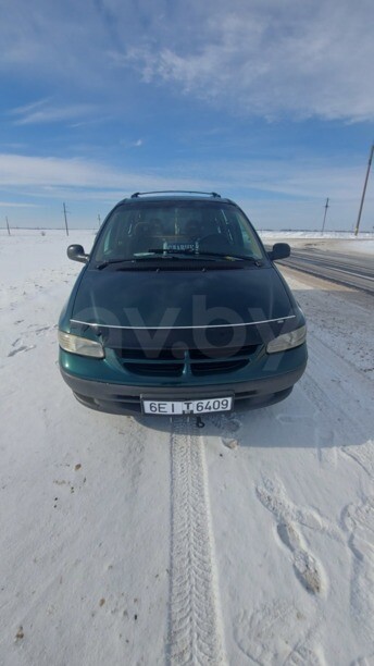 Chrysler Voyager III, 7 мест, 1998 г.