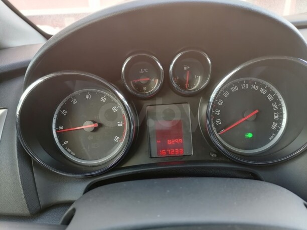 Opel Astra J, 2010 г.