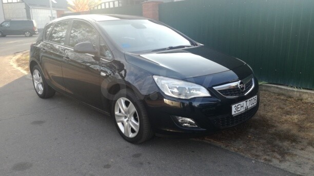 Opel Astra J, 2010 г.