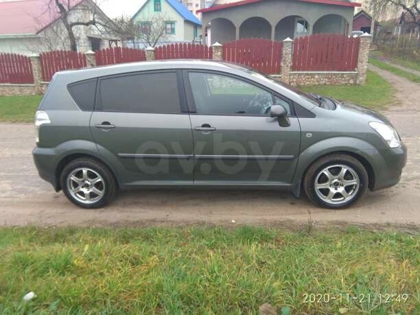 Toyota Corolla Verso III (AR10), 7 мест, 2006 г.