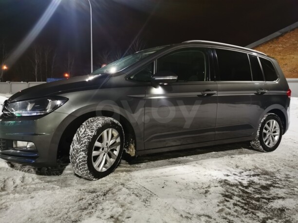 Volkswagen Touran III, 5 мест, 2016 г.