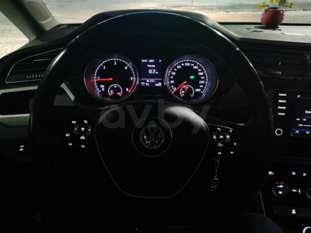 Volkswagen Touran III, 5 мест, 2016 г.