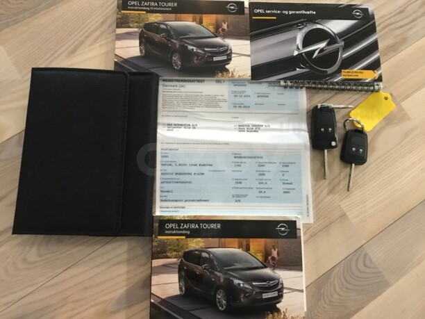 Opel Zafira C, 7 мест, 2015 г.