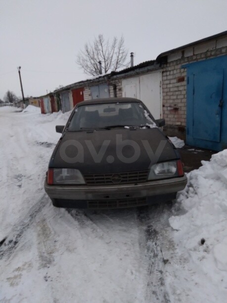 Opel Rekord, 1983 г.