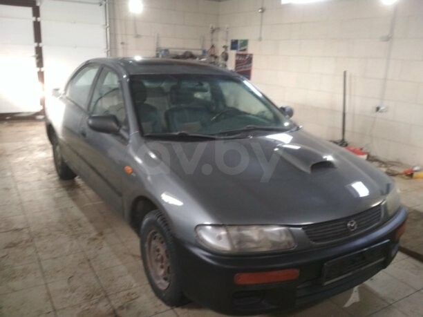 Mazda 323 BA, 1995 г.
