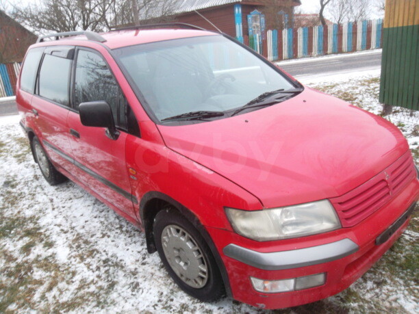 Mitsubishi Space Wagon Typ N50, 7 мест, 1999 г.