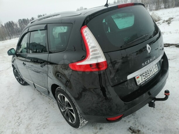 Renault Grand Scenic III · 2-й рестайлинг, 5 мест, 2015 г.