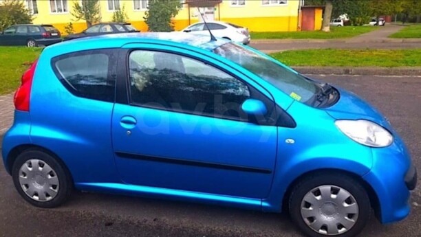 Peugeot 107 I · Рестайлинг, 2008 г.