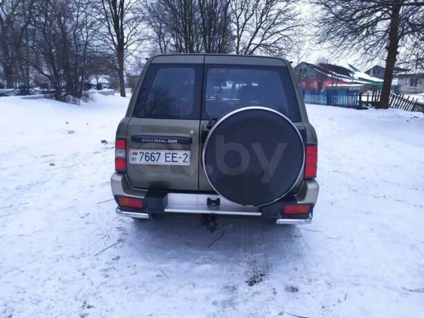 Nissan Patrol Y61, 7 мест, 2000 г.