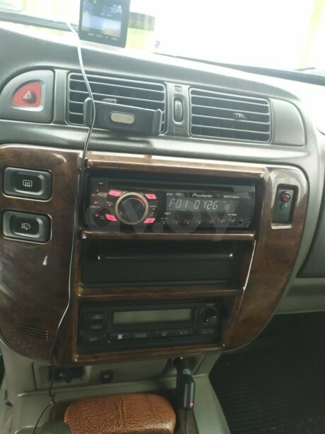 Nissan Patrol Y61, 7 мест, 2000 г.