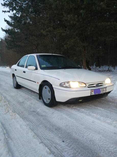 Ford Mondeo I, 1996 г.