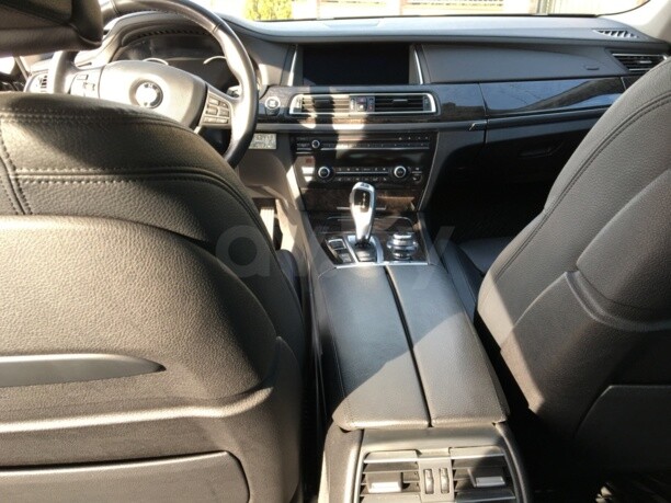 BMW 7 серия F01, F04, 2013 г.