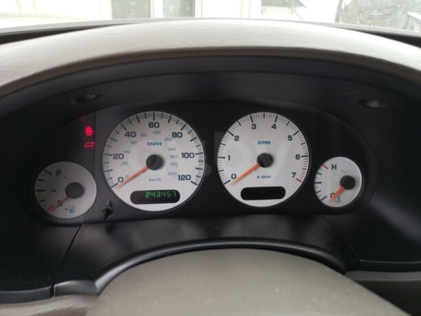 Dodge Caravan IV, 7 мест, 2001 г.