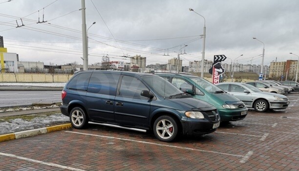 Dodge Caravan IV, 7 мест, 2001 г.