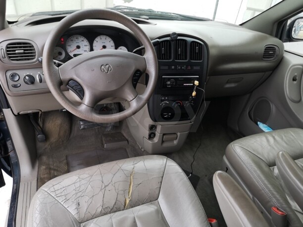 Dodge Caravan IV, 7 мест, 2001 г.