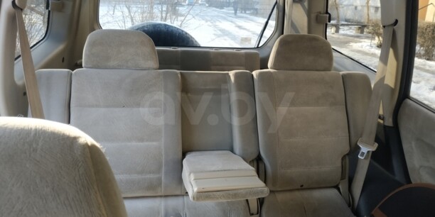Mitsubishi Montero III, 7 мест, 2001 г.
