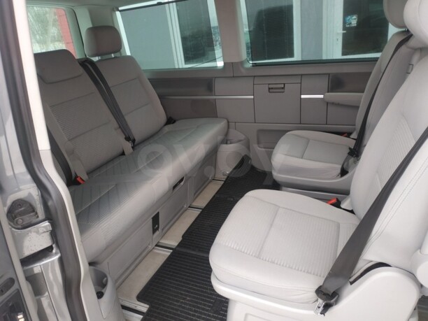 Volkswagen Multivan T5, 2010 г.