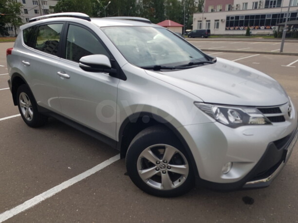 Toyota RAV4 IV (XA40), 5 мест, 2014 г.