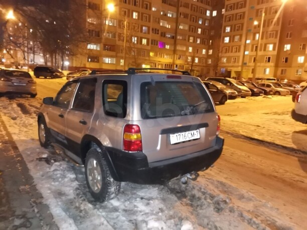 Ford Maverick II, 5 мест, 2003 г.
