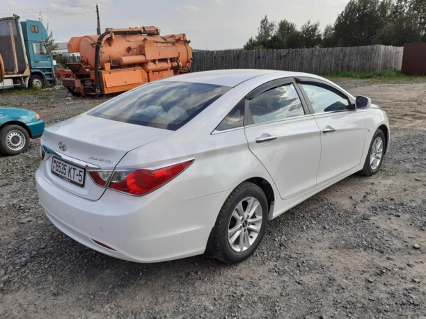 Hyundai Sonata YF, 2012 г.