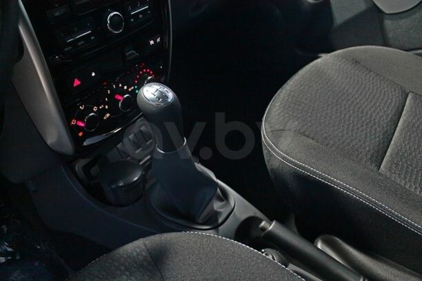 Nissan Terrano V, 5 мест, 2021 г.