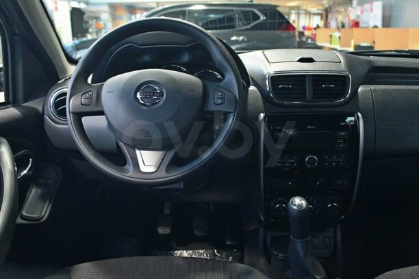 Nissan Terrano V, 5 мест, 2021 г.