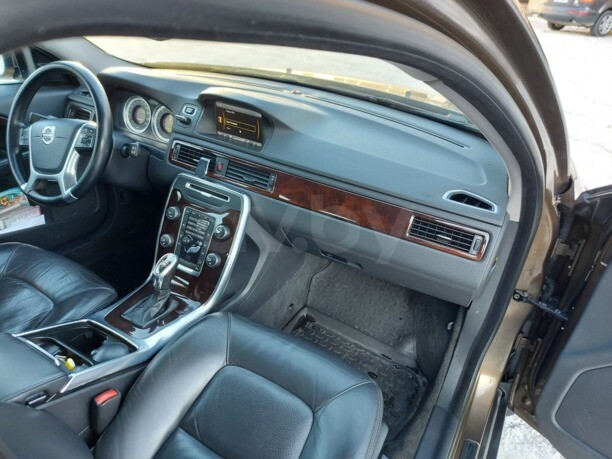 Volvo XC70 III · Рестайлинг, 2013 г.