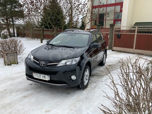 Toyota RAV4 IV (XA40), 5 мест, 2014 г.