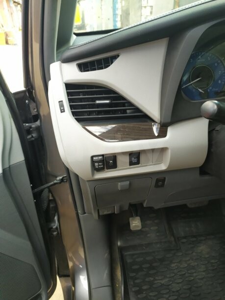 Toyota Sienna III (XL30), 7 мест, 2017 г.