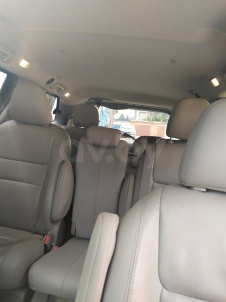 Toyota Sienna III (XL30), 7 мест, 2017 г.