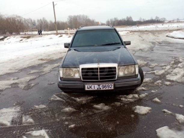Mercedes-Benz E-Класс W124, S124, C124, A124, 1993 г.