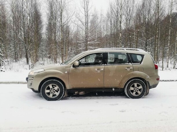 Peugeot 4007, 2010 г.