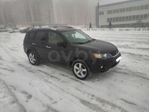 Mitsubishi Outlander XL, 7 мест, 2007 г.