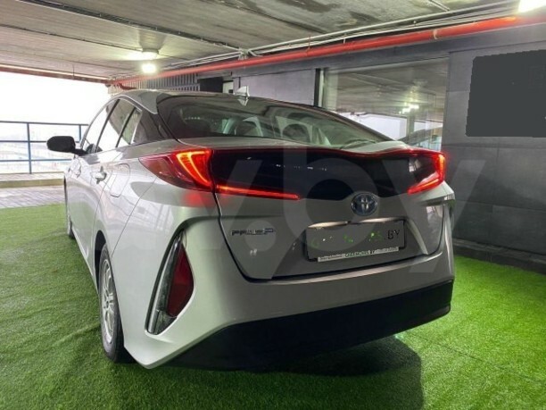 Toyota Prius Prime, 2017 г.
