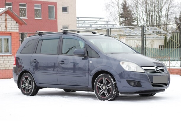 Opel Zafira B · Рестайлинг, 7 мест, 2010 г.
