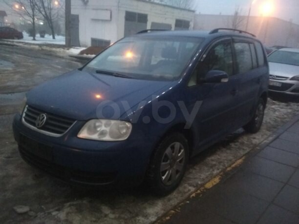 Volkswagen Touran I, 5 мест, 2004 г.