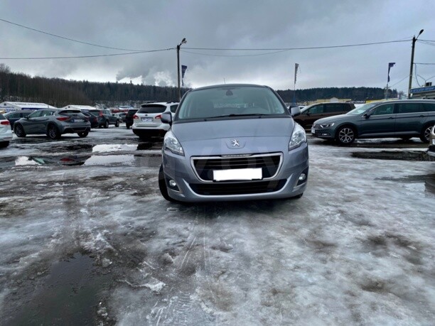 Peugeot 5008 I · Рестайлинг, 7 мест, 2016 г.