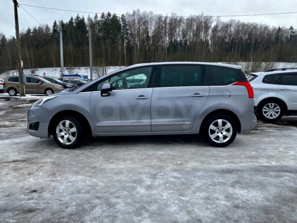 Peugeot 5008 I · Рестайлинг, 7 мест, 2016 г.