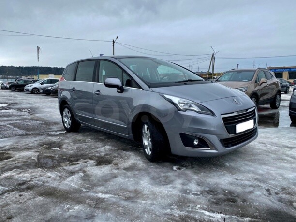 Peugeot 5008 I · Рестайлинг, 7 мест, 2016 г.