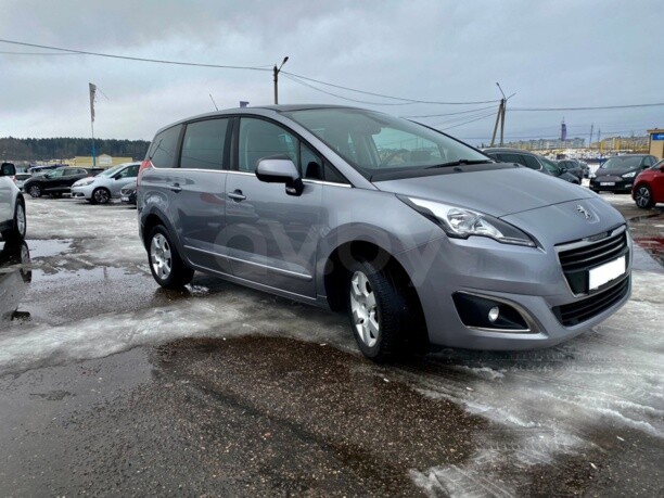 Peugeot 5008 I · Рестайлинг, 7 мест, 2016 г.