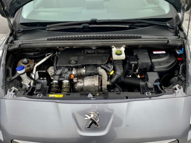 Peugeot 5008 I · Рестайлинг, 7 мест, 2016 г.