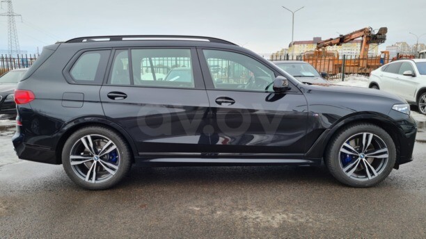 BMW X7, 7 мест, 2019 г.