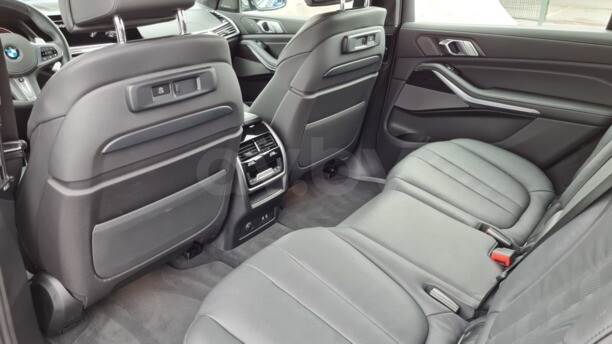 BMW X7, 7 мест, 2019 г.