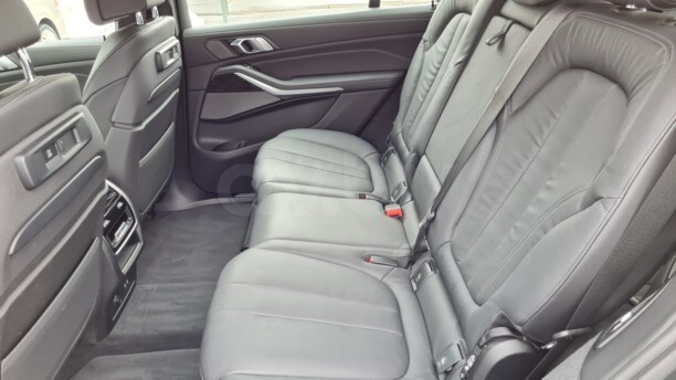 BMW X7, 7 мест, 2019 г.