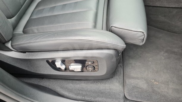 BMW X7, 7 мест, 2019 г.