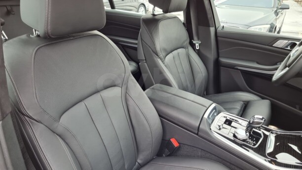 BMW X7, 7 мест, 2019 г.